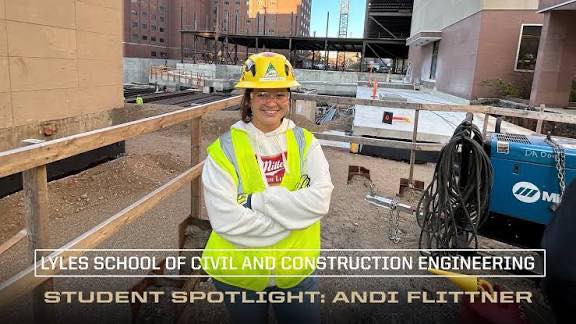 เมืองไทยมีสอนวิศวกรรมโยธาอยู่ 50 กว่าแห่ง เน้นไปสอนในวิชาการออกแบบในวิศวกรรมสาขาต่างๆ